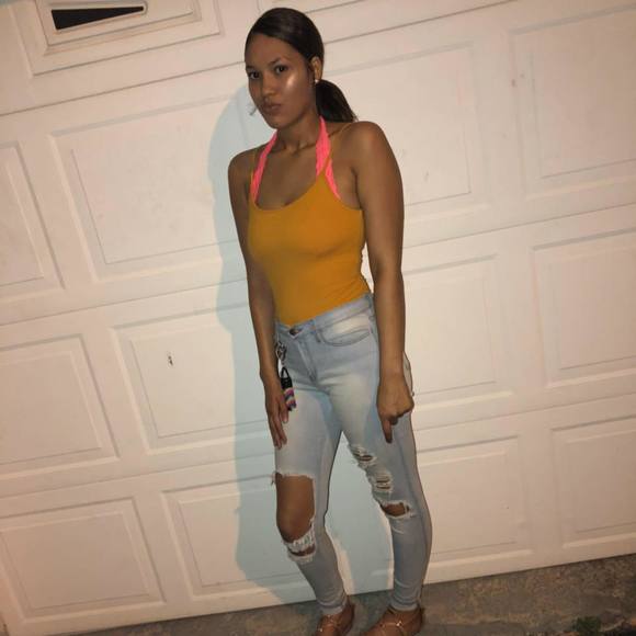 Meet your Posher, Aleeya - Picture 1 of 1